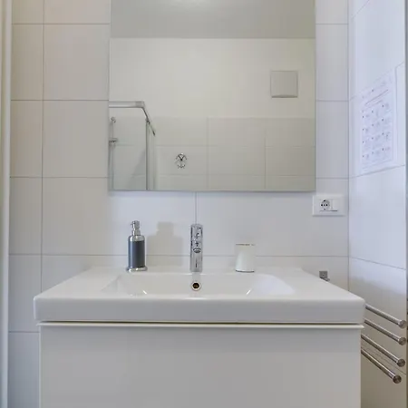Sonnenuhr Apartment *