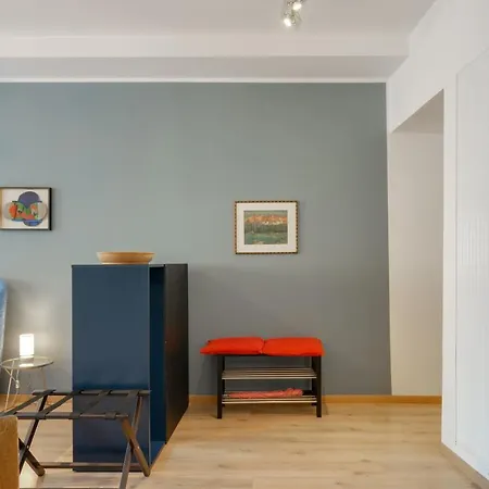 Apartment Sonnenuhr *
